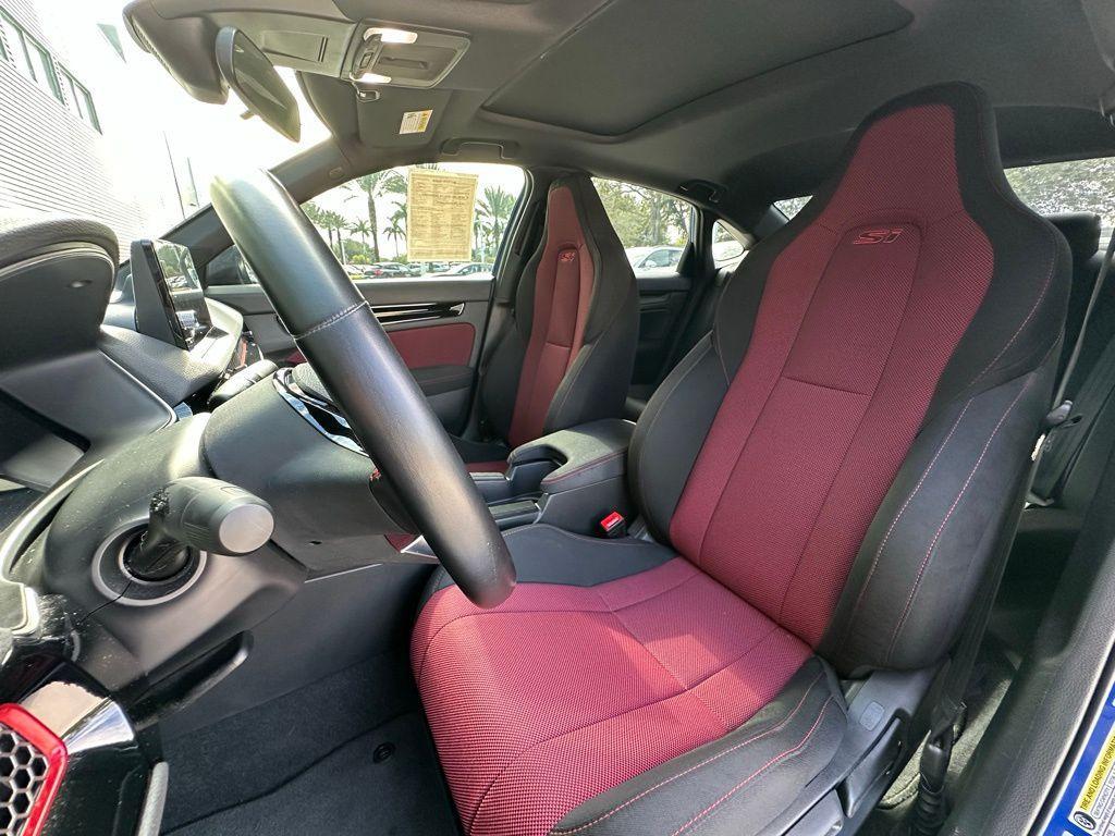 used 2022 Honda Civic Si car, priced at $26,975