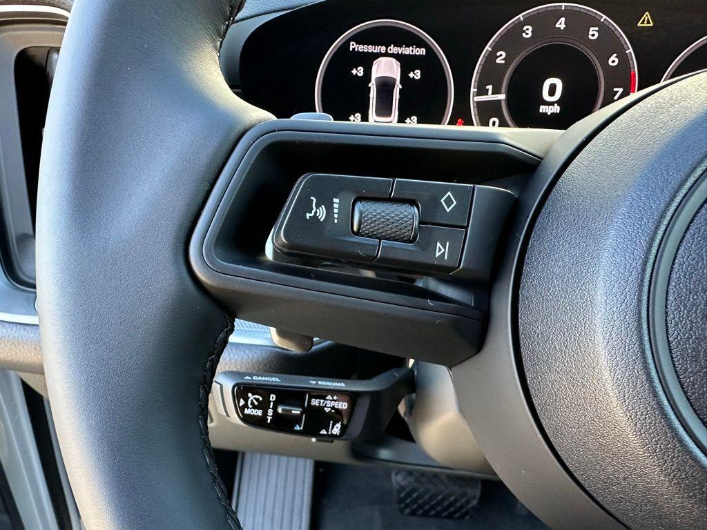 new 2026 Porsche Cayenne car