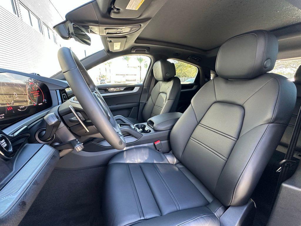 new 2026 Porsche Cayenne car