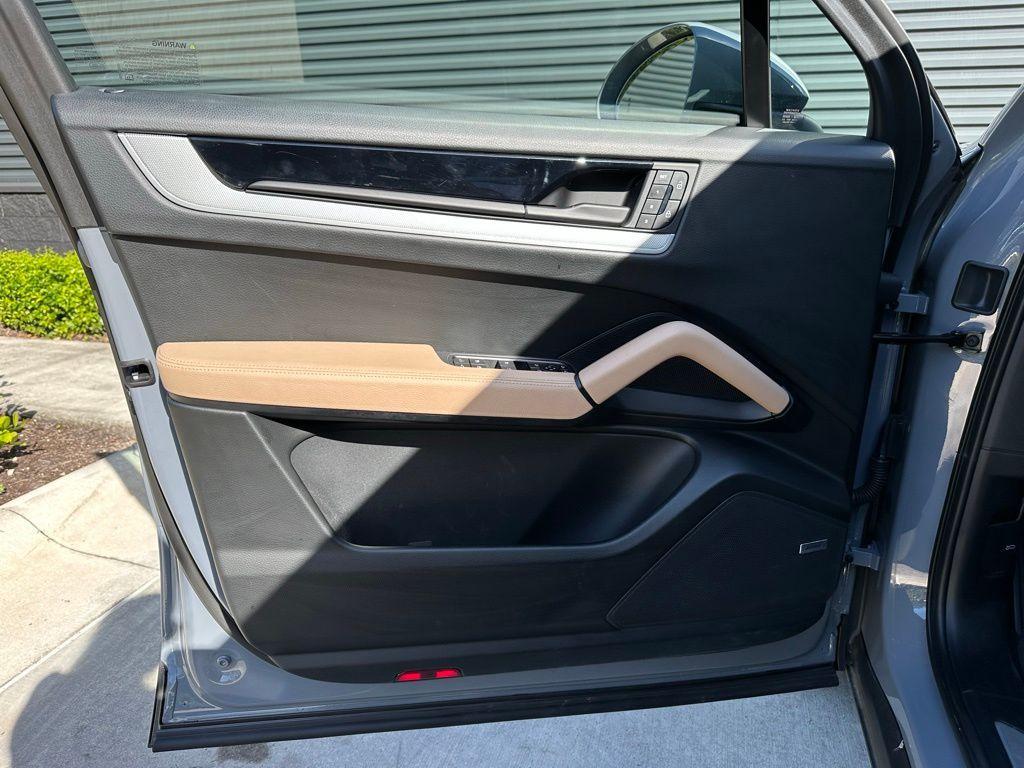 used 2024 Porsche Cayenne car, priced at $72,995