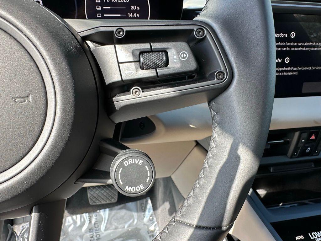 new 2025 Porsche Macan car, priced at $101,975