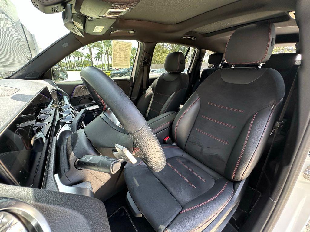 used 2023 Mercedes-Benz GLB 250 car, priced at $32,995