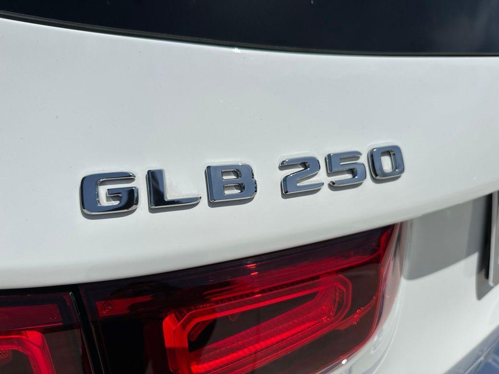 used 2023 Mercedes-Benz GLB 250 car, priced at $32,995