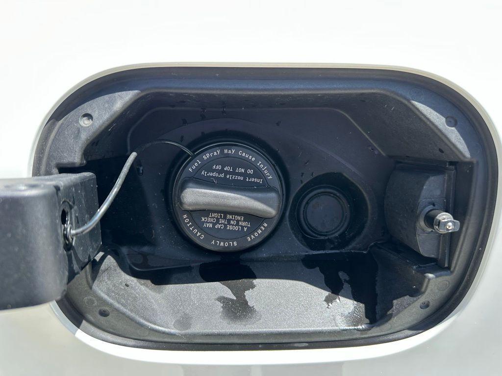 used 2023 Mercedes-Benz GLB 250 car, priced at $32,995