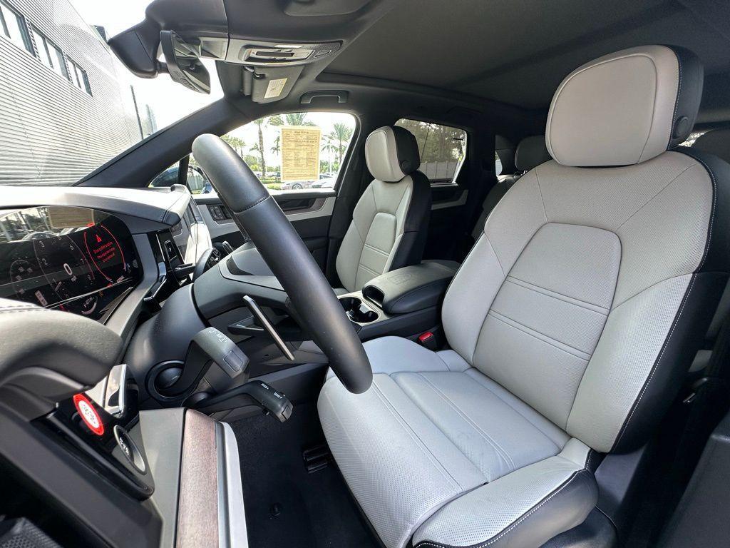 used 2025 Porsche Cayenne car, priced at $101,995