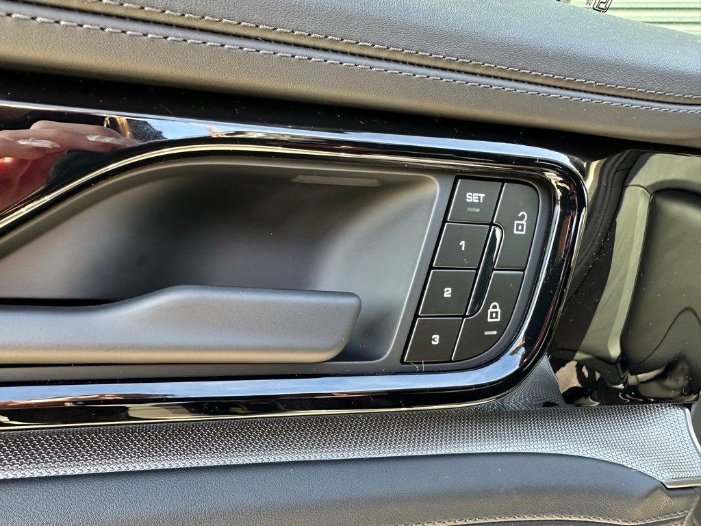 new 2026 Porsche Panamera car, priced at $140,240