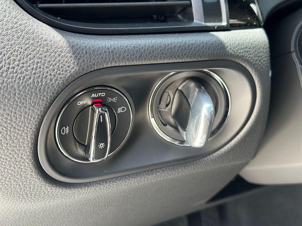 used 2025 Porsche Macan car, priced at $86,999