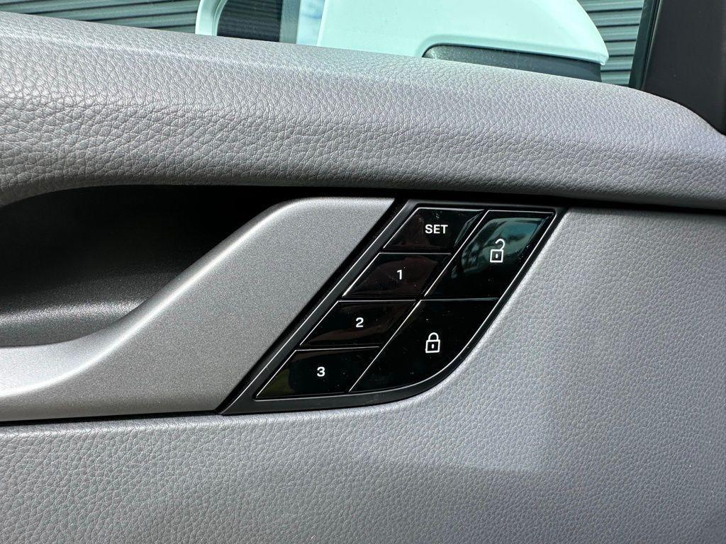 used 2020 Porsche 911 car, priced at $117,995