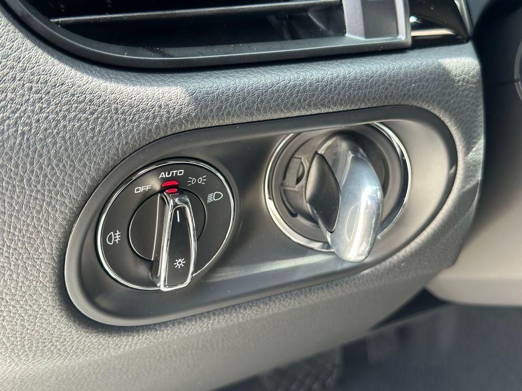 used 2025 Porsche Macan car, priced at $86,999