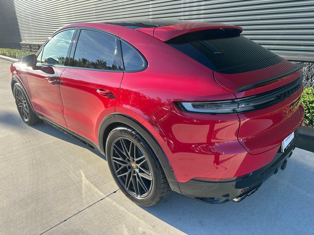 new 2026 Porsche Cayenne car