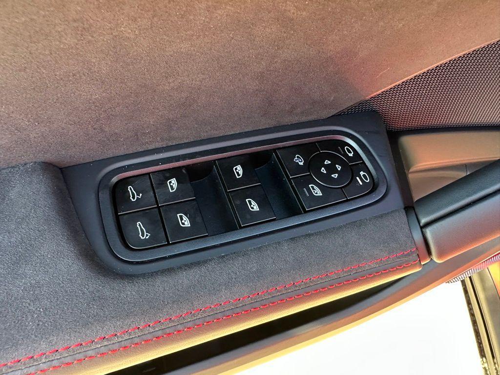 new 2026 Porsche Cayenne car