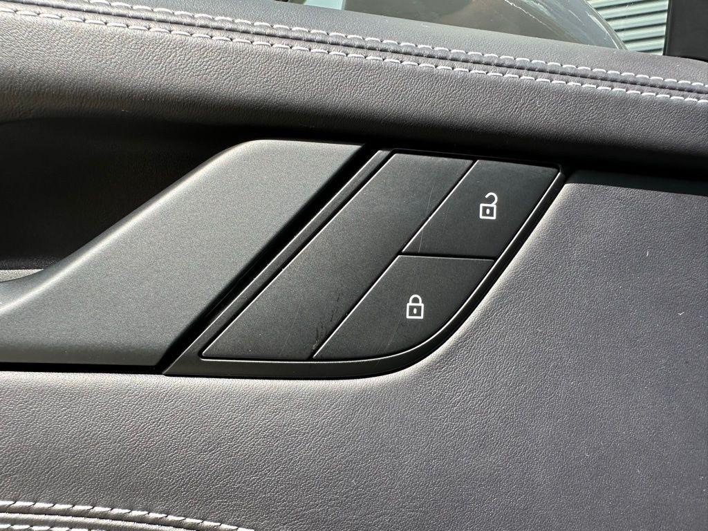 used 2022 Porsche 911 car, priced at $259,995