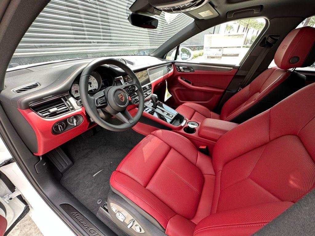 used 2025 Porsche Macan car, priced at $99,999