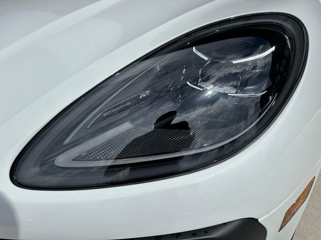 used 2025 Porsche Macan car, priced at $99,999