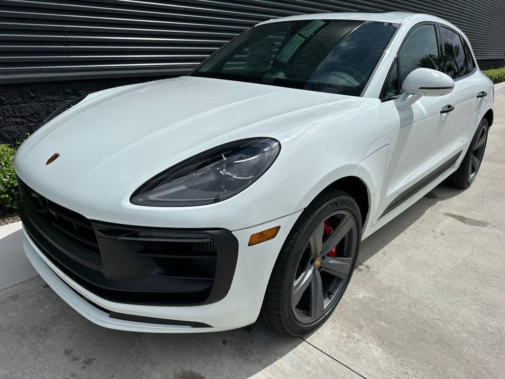 used 2025 Porsche Macan car, priced at $99,999