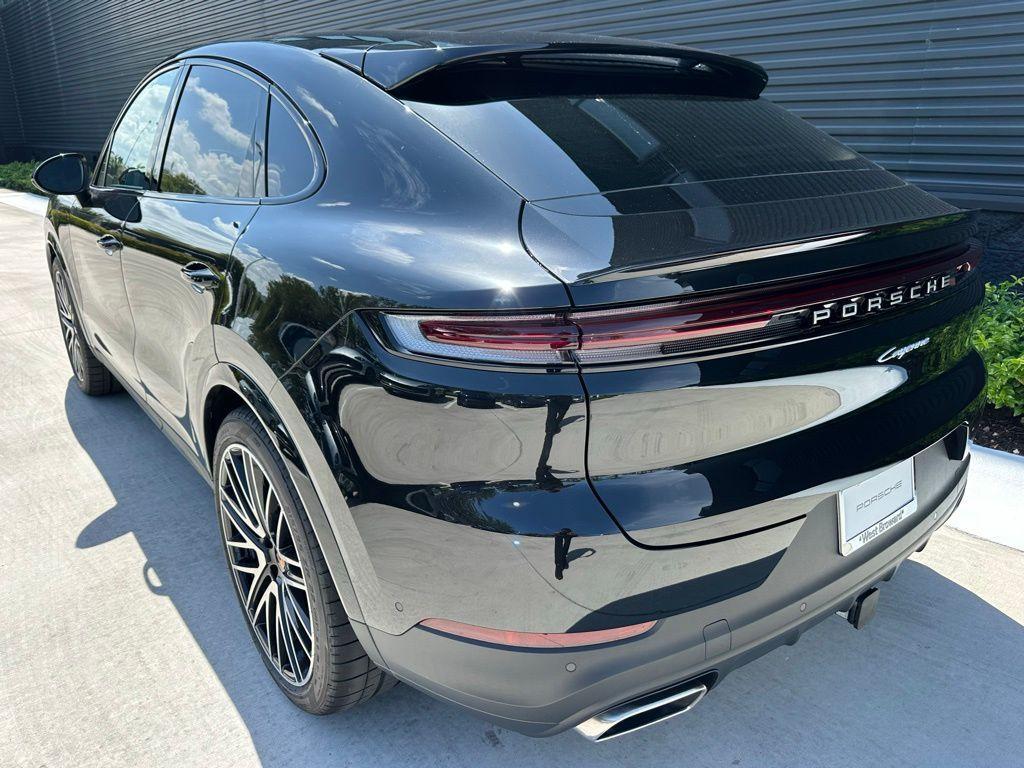 used 2025 Porsche Cayenne car, priced at $102,999