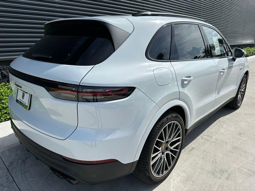 used 2023 Porsche Cayenne E-Hybrid car, priced at $84,995