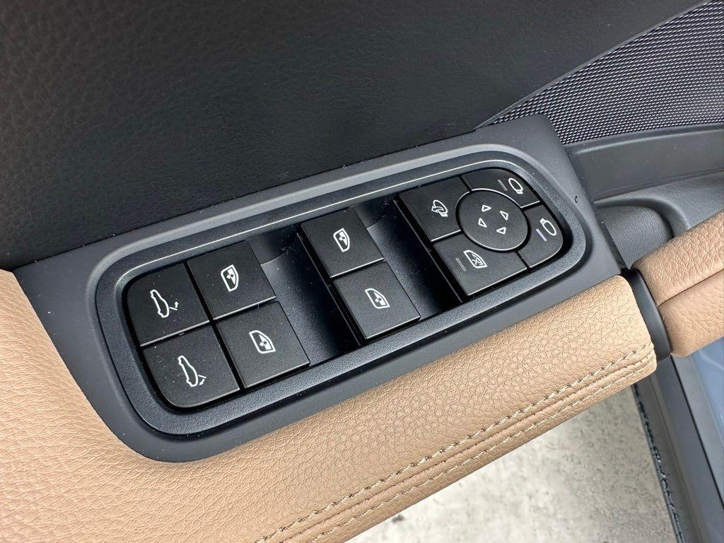 new 2026 Porsche Cayenne car, priced at $128,860