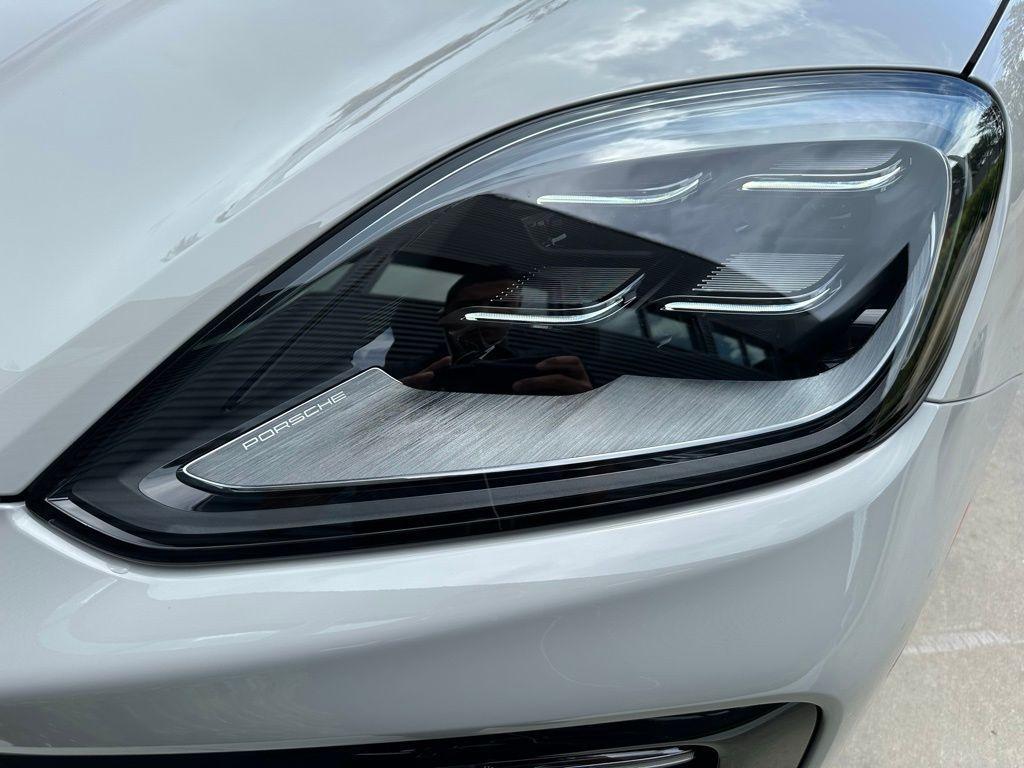 used 2024 Porsche Cayenne car, priced at $79,995