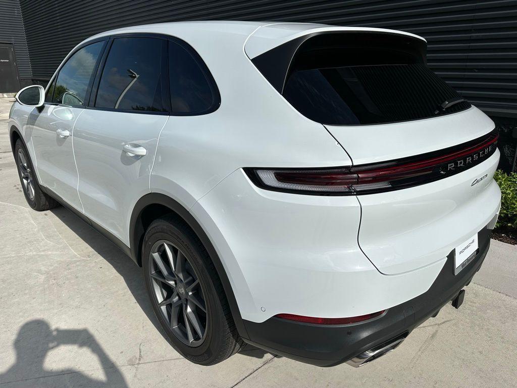 used 2025 Porsche Cayenne car, priced at $99,999