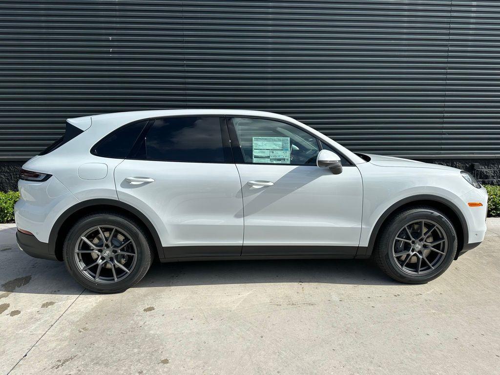 used 2025 Porsche Cayenne car, priced at $99,999