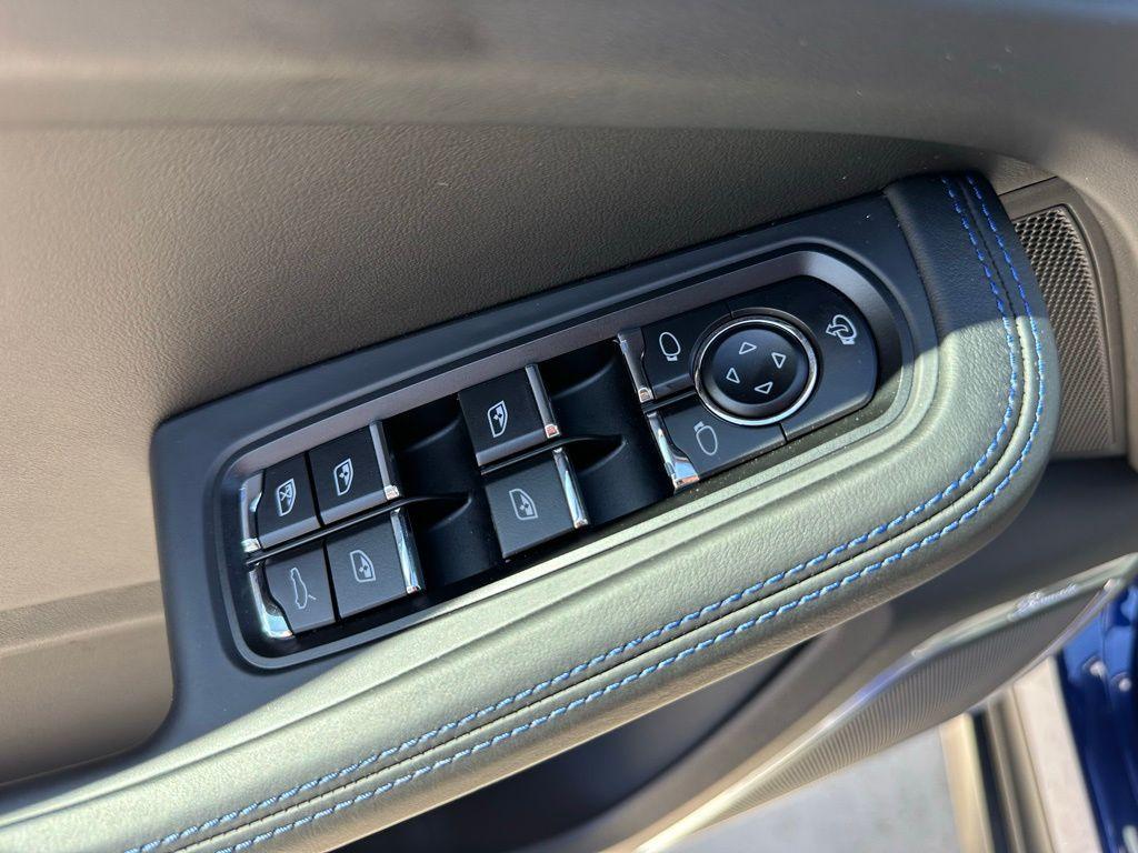 used 2025 Porsche Macan car, priced at $98,995