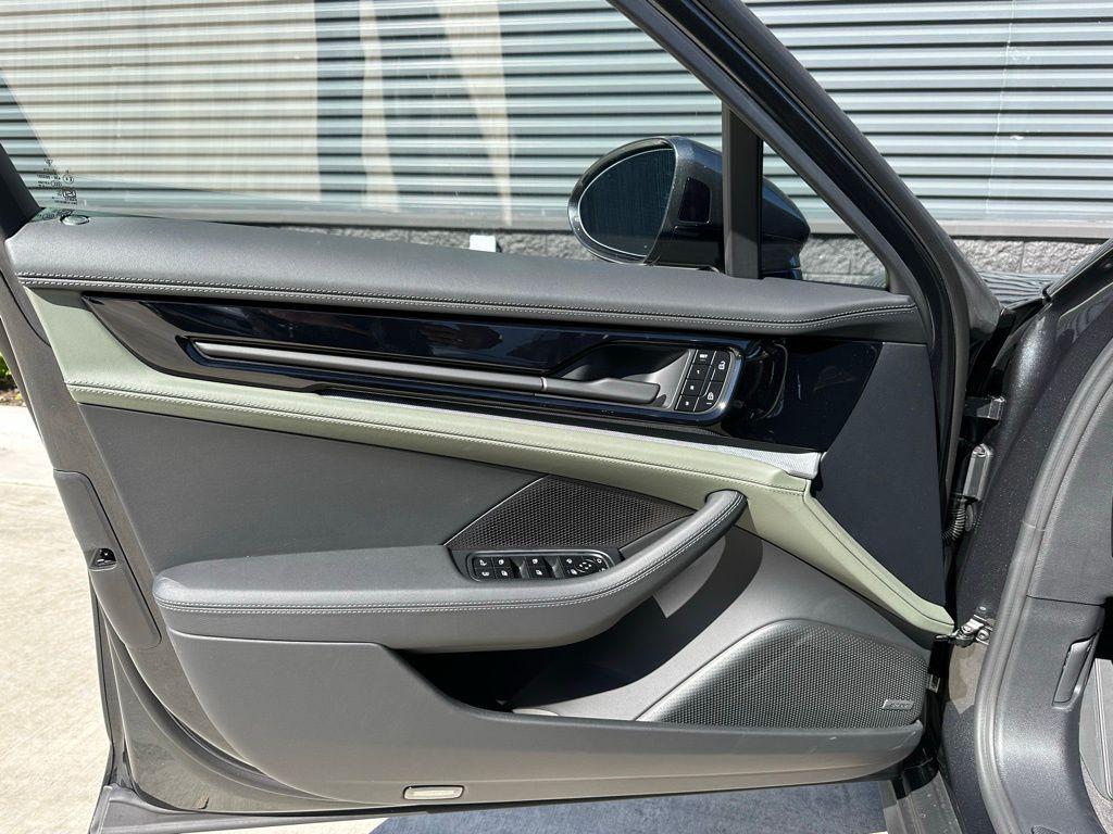 used 2025 Porsche Panamera e-Hybrid car, priced at $158,999