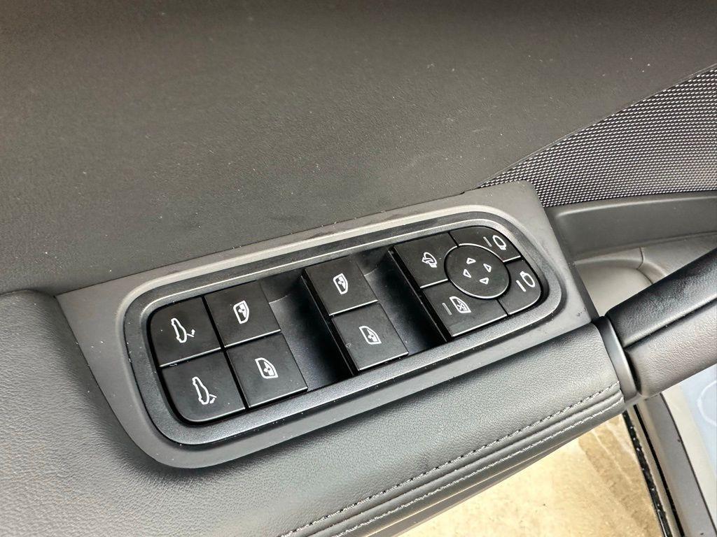 used 2025 Porsche Cayenne car, priced at $129,999