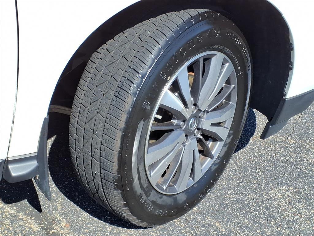 used 2018 Nissan Pathfinder car, priced at $13,642