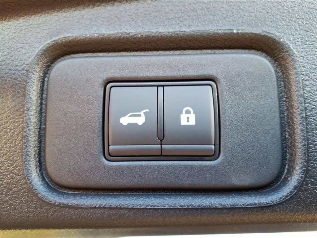 new 2025 Nissan Pathfinder car, priced at $39,180