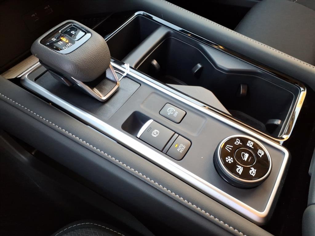 new 2025 Nissan Pathfinder car, priced at $39,180