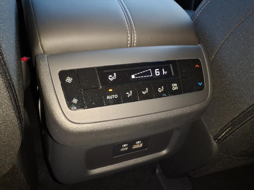 new 2025 Nissan Pathfinder car, priced at $39,180