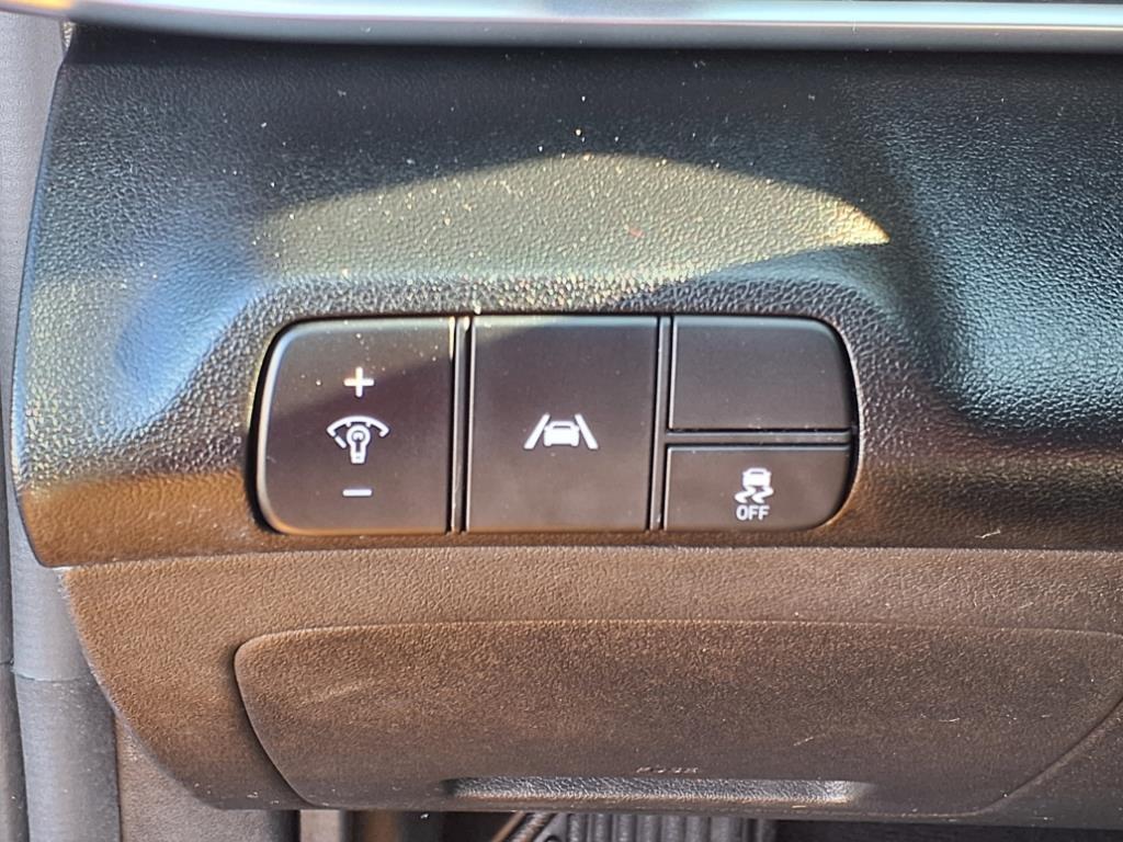 used 2021 Hyundai Elantra car, priced at $16,560