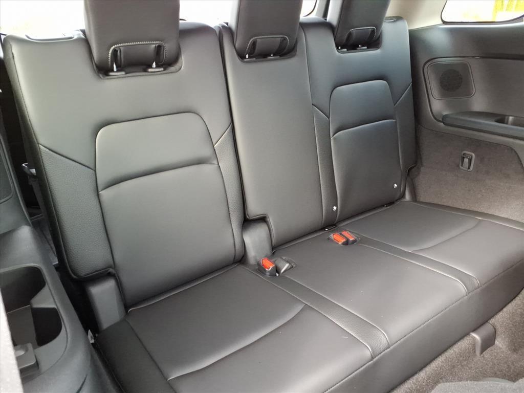 new 2025 Nissan Pathfinder car, priced at $45,143