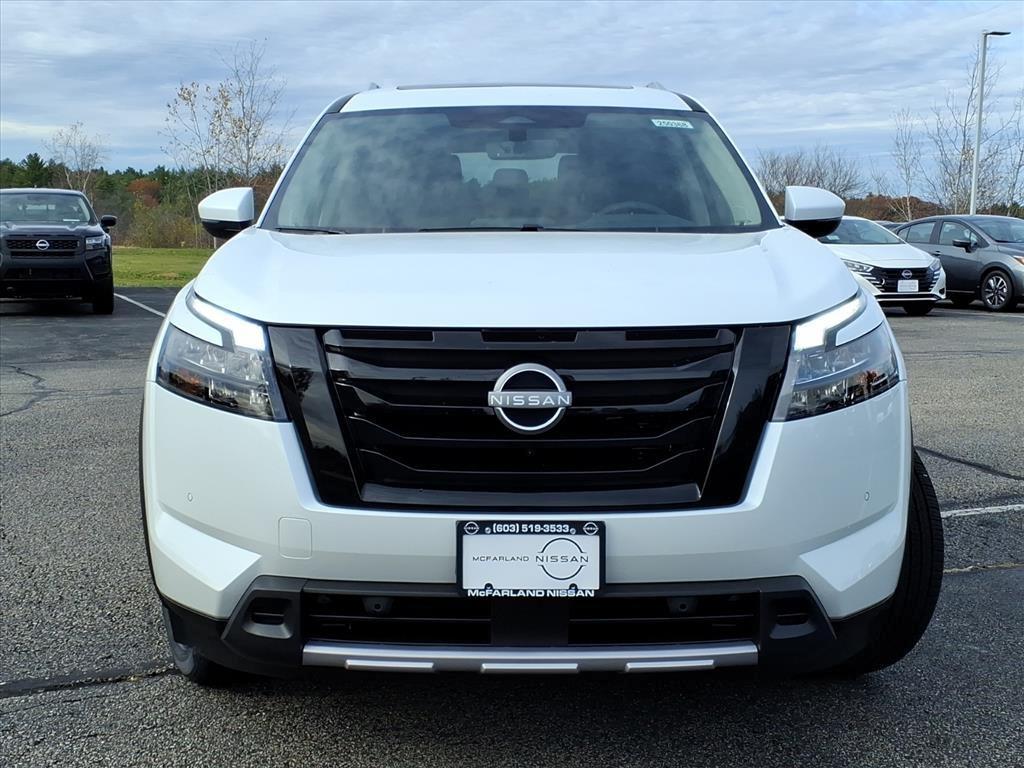 new 2025 Nissan Pathfinder car, priced at $45,143