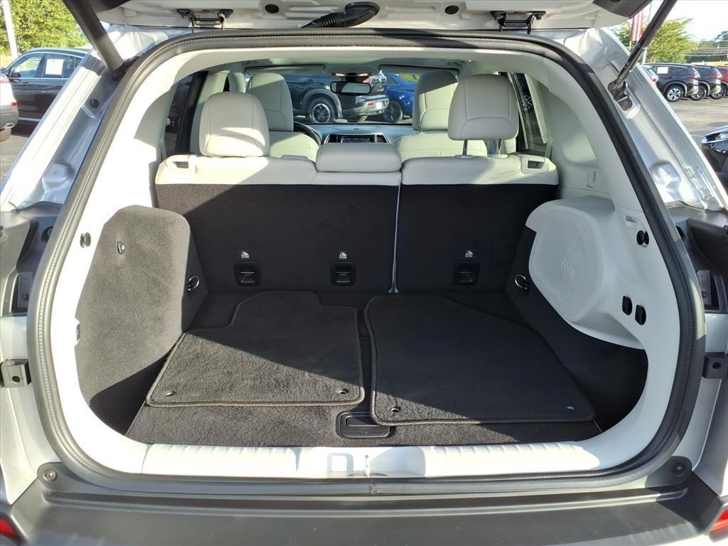 used 2021 Jeep Cherokee car, priced at $21,965