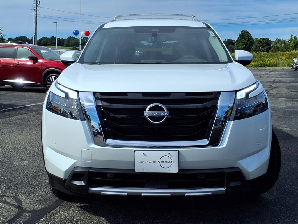 new 2025 Nissan Pathfinder car, priced at $43,391