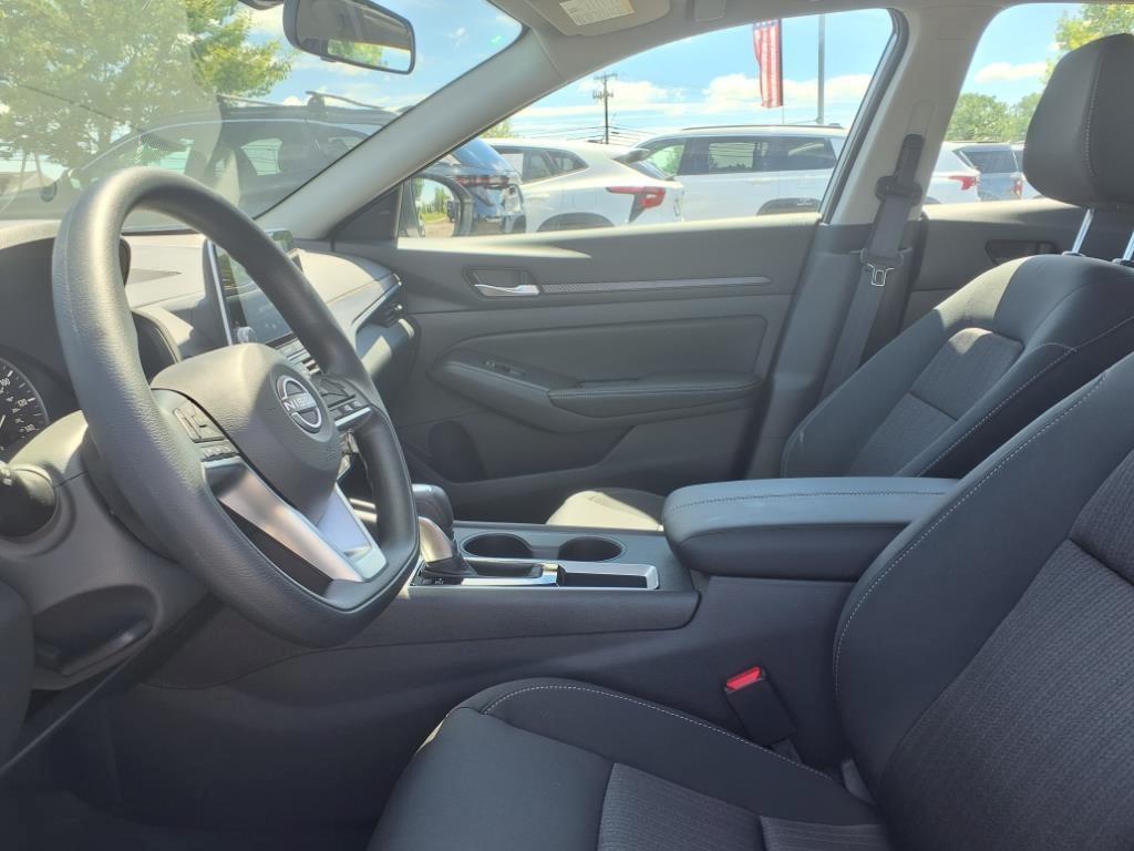 new 2025 Nissan Altima car, priced at $26,916