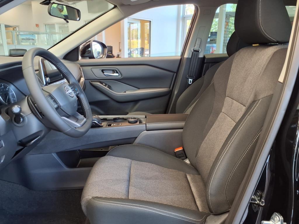 new 2026 Nissan Rogue car, priced at $33,701
