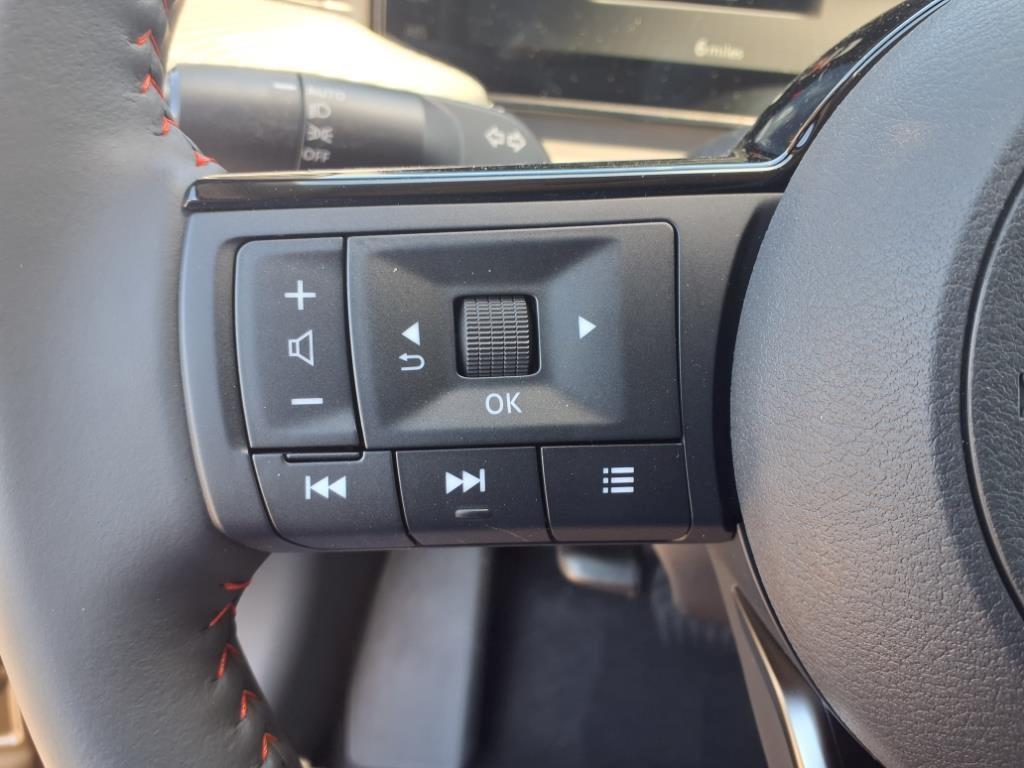 new 2025 Nissan Kicks car, priced at $28,167