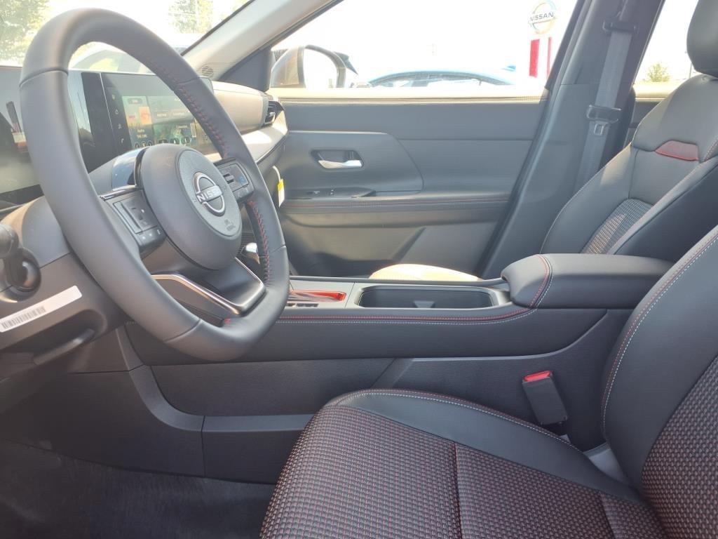 new 2025 Nissan Kicks car, priced at $26,867