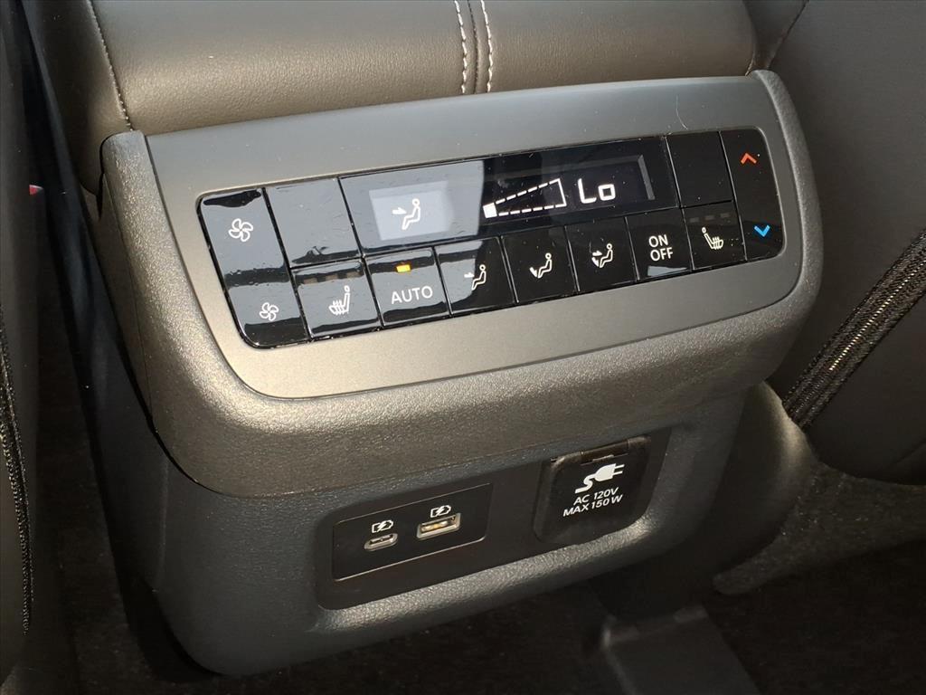 new 2025 Nissan Pathfinder car, priced at $50,159