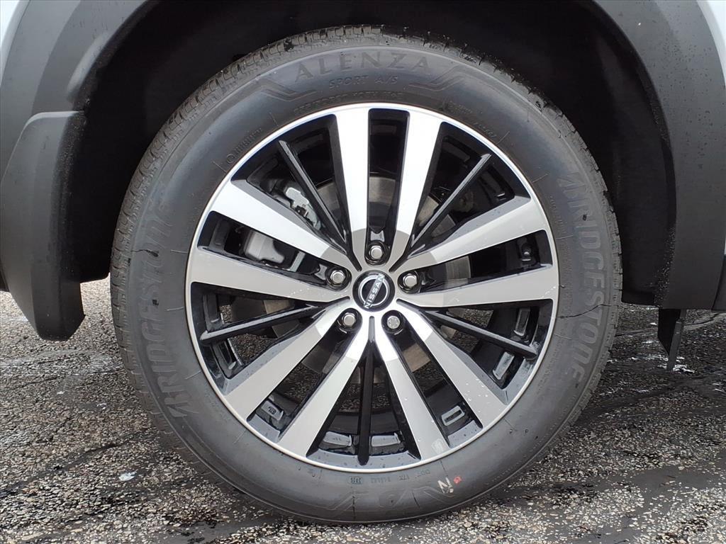 new 2025 Nissan Pathfinder car, priced at $50,159