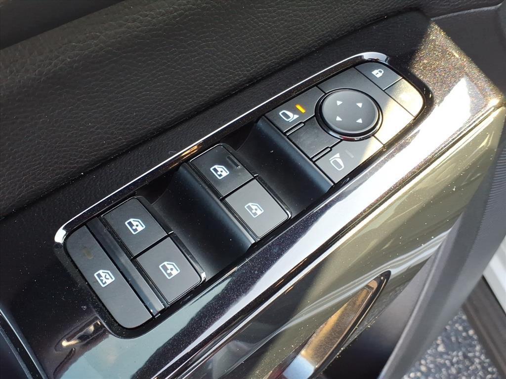 used 2022 Nissan Pathfinder car, priced at $28,829