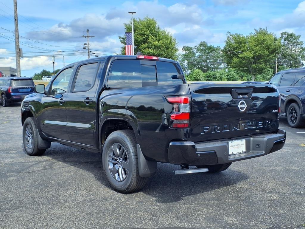 new 2025 Nissan Frontier car, priced at $39,884