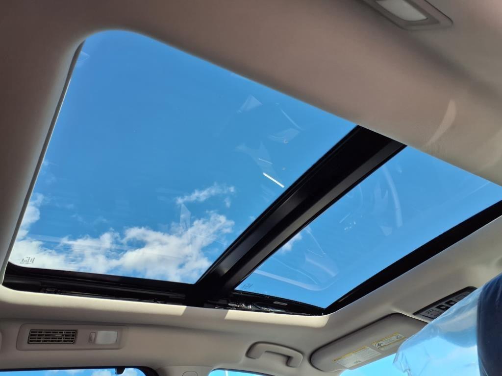 new 2025 Nissan Pathfinder car, priced at $45,984