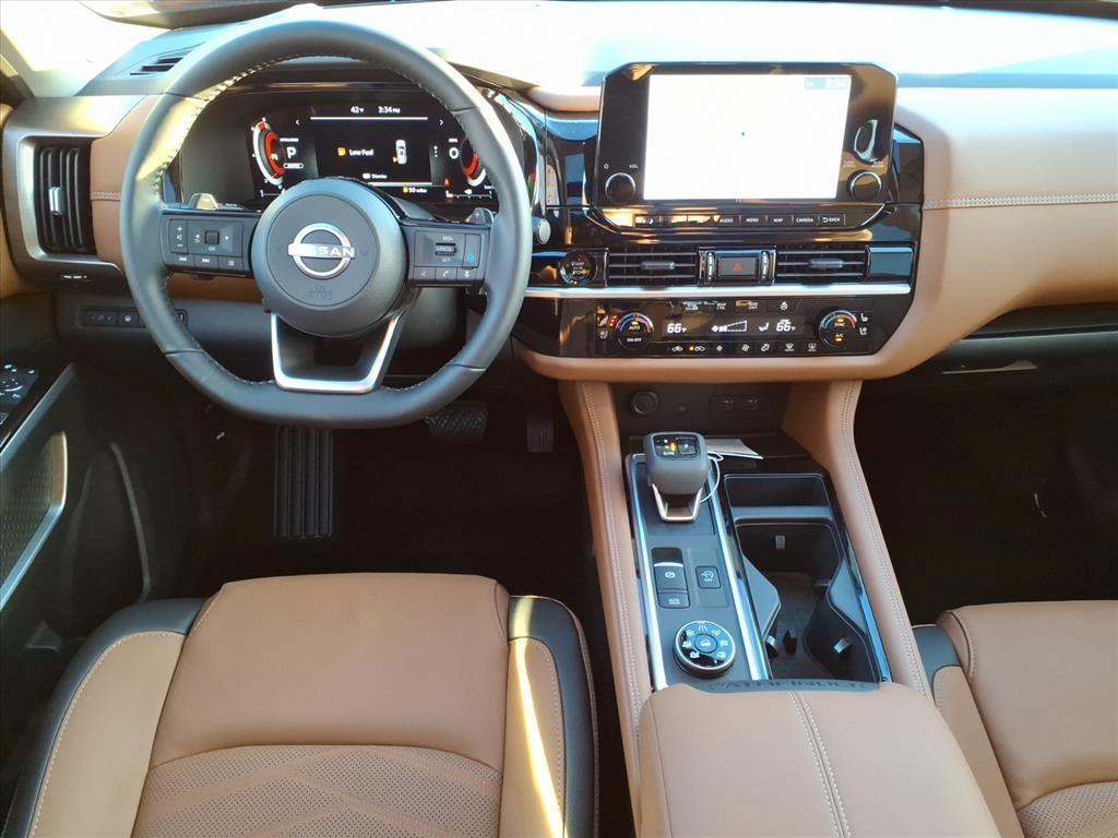 new 2025 Nissan Pathfinder car, priced at $48,031