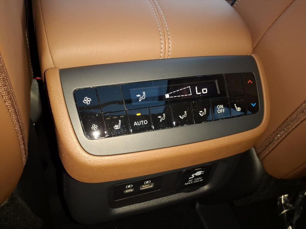 new 2025 Nissan Pathfinder car, priced at $48,031