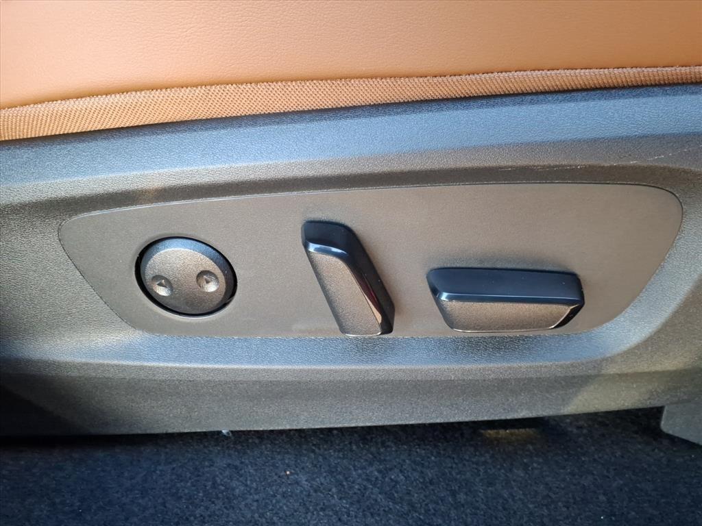 new 2025 Nissan Pathfinder car, priced at $48,031