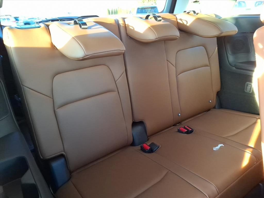 new 2025 Nissan Pathfinder car, priced at $48,031